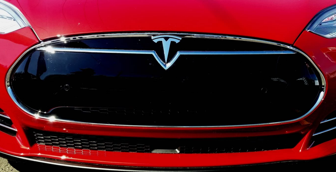 Tesloop is tricking blogs into thinking it's more than a Taxi with Teslas.